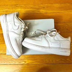 Toddler Nike Air Force 1’s size 10C